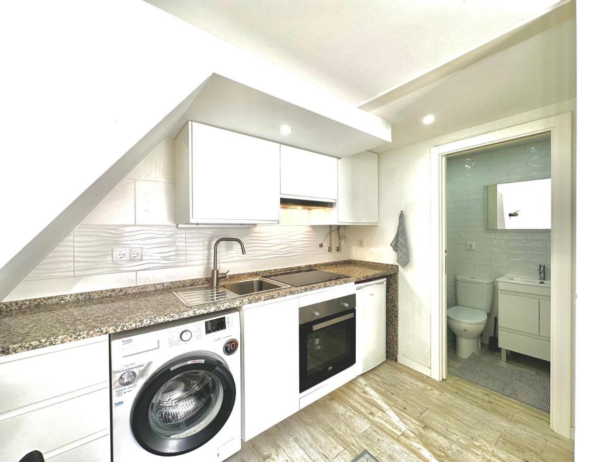 Appartamento Cozy Tiny House Lisbona Esterno foto