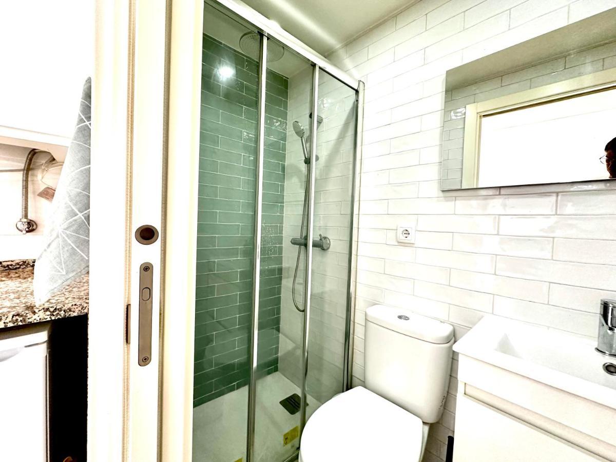 Appartamento Cozy Tiny House Lisbona Esterno foto